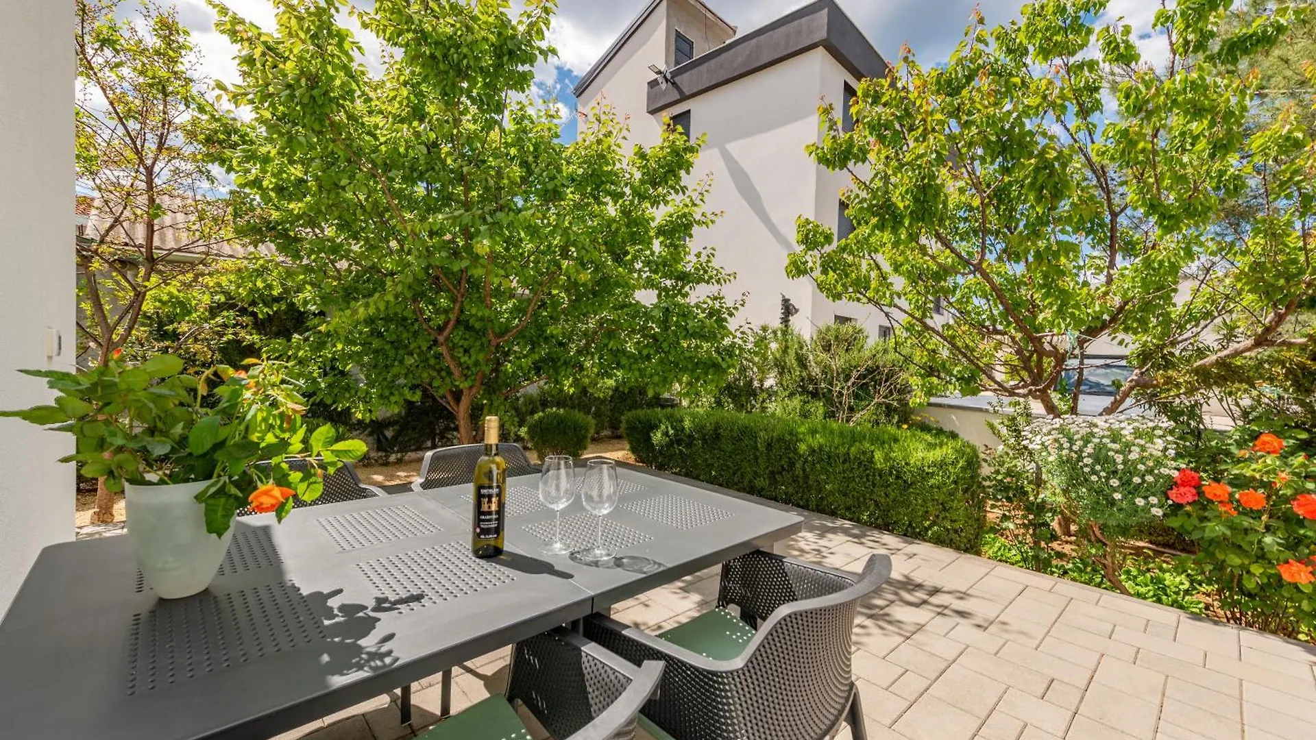 Bungalow-Vir-Zitna Apartamento